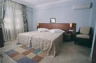 Dostlari Evi Hotell *