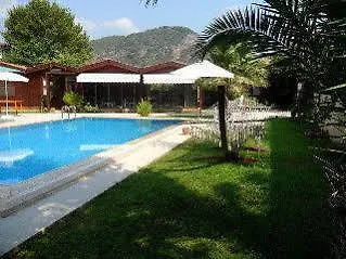 Dostlari Evi Hotell